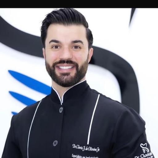 Dr. Clovis José de Oliveira Junior